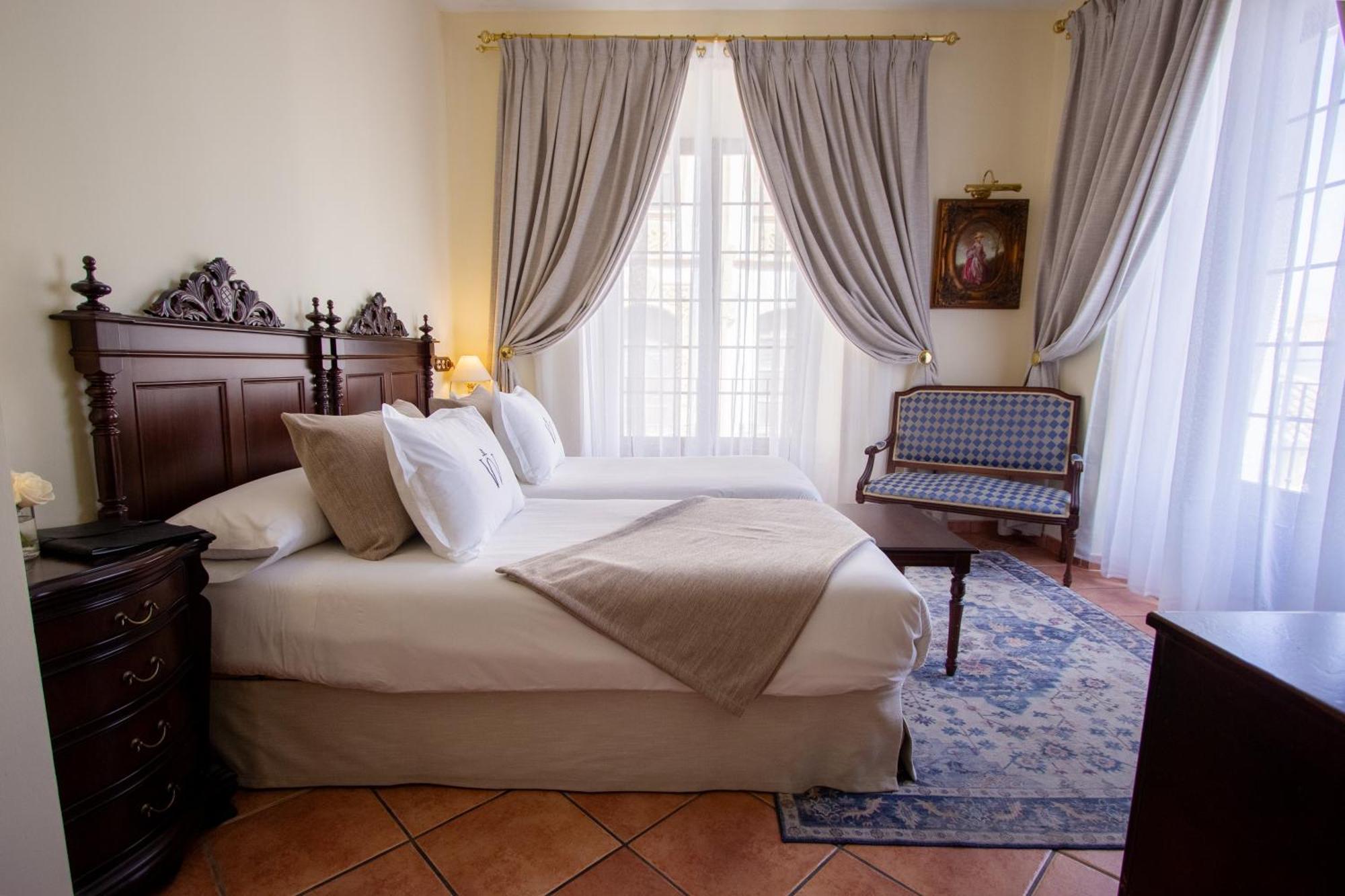 Hotel Palacio De Hemingway 4*